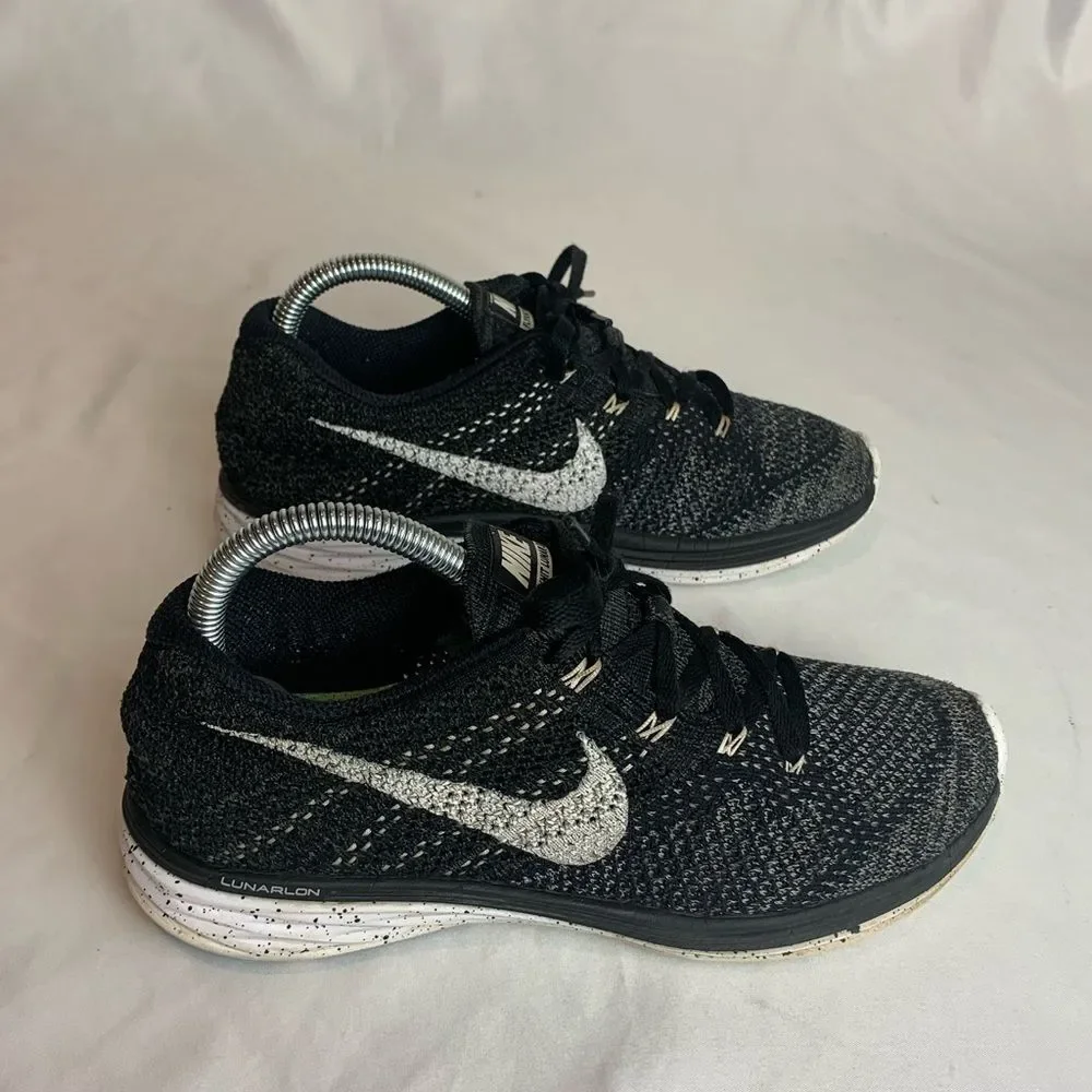 Nike Women's Flyknit Lunar 3 Oreo Shoes Size 7.5 - Picture 2 of 7
